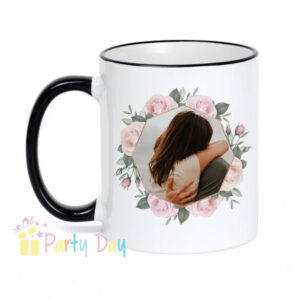 Κούπα Λευκή για γάμο με  Χρωματιστό  Χείλος και Χερούλι  κωδ. 2863ΚΟΥΠΑ ΠΡΟΣΩΠΟΠΟΙΗΜΕΝΗ.Αν ψάχνετε μία μοναδική μπομπονιέρα, για τον γάμος σας, η προσωποποιημένοι κούπα είναι το κάταλληλο δώρο για τους καλεσμένους. Μία μπομπονιέρα καθημερινής χρήσης, χρήσιμη και πολύ όμορφη μπορούμε.. να εκτυπώσουμε τα ονόματα του ζευγαριού, την ημερομηνία του μυστηρίου ή φωτογραφία. Δεν περιλαμβάνονται  κουφέτα ή συσκευασία δώρου. ΠΕΡΙΓΡΑΦΗ Κούπα Λευκή για γάμο με  Χρωματιστό  Χείλος και Χερούλι  κωδ. 2863 Κωδικός:κωδ. 2863 Βάρος:0.54kg SKU:02863 Διαστάση Αντικειμένου: 8 x 9,5 cm Χώρος Εκτύπωσης: 18x 7cm (μέγιστος χώρος εκτύπωσης, το μέγεθος εξαρτάται από το σχέδιο) ΔΥΟ ΟΨΕΩΝ Τρόπος Εκτύπωσης: Ψηφιακή εκτύπωση Χρήση: πλυντήριο πιάτων και φούρνο μικροκυμάτων Χρώματα: Κούπα με  Χρωματιστό  Χείλος και Χερούλι Χωρητικότητα: 350 ml Συσκευασία δώρου: οι κούπες δεν συνοδεύονται με συσκευασία δώρου ( Συσκευάζονται με Αεροπλάστ για ασφαλή μεταφορά) Μεταφορά : Kούτa συσκευασίας 36 τεμαχίων για ασφαλή μεταφορά. Δικό σας σχέδιο : Αν δεν βρήκατε το σχέδιο που σας αρέσει και θέλετε να εκτυπώσετε κάποιο δικό σας, παρακαλώ να αποστείλετε email στο partydaygr@gmail.com Με τα στοιχεία σας, τον κωδικό της κούπας, ποσότητα και το σχέδιο εκτυπώσεις. Θα λάβετε απάντηση και προσφορά. Αφού συμφωνήτε με την προσφορά θα κάνετε κατάθεση θα στήλετε email με την αποδειξη καταθεσης και η παραγγελία σας θα μπει στην παραγωγή.