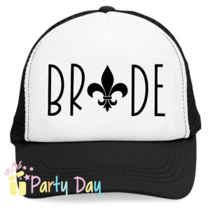 BACHELORETTE HAT Το τέλειο καπέλο για ένα Bachelorette Party. Η νύφη πρέπει να ξεχωρίζει !!! να φαίνεται ανά πάσα στιγμή από όλους όσους συναντά στο πάρτι. Στυλάτη νύφη και φίλες σε μία βραδιά που θα μείνει αξέχαστη... BACHELORETTE PARTY Καπέλο για τη νύφη και τις φίλες της. ΠΕΡΙΓΡΑΦΗ Καπέλο με δίχτυ κωδ.08594 Καπέλο με δίχτυ, Με Σφουγγάρι στο μέτωπο Περιγραφή: Καπέλο κλασικό καλοκαιρινό, καπέλα με δίκτυ Διαστάση Αντικειμένου: Περίμετρος 58 cm Ρυθμιζόμενο πλαστικό πίσω κούμπωμα. Χώρος Εκτύπωσης: 9 x 6,5 cml *Στο συγκεκριμένο καπέλο, Δεν γίνεται προσωποποίηση δηλαδή δεν τυπώνουμε ονόματα.